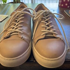 Casual men’s leather sneakers